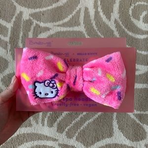 BRAND NEW IN BOX Hello Kitty Headband